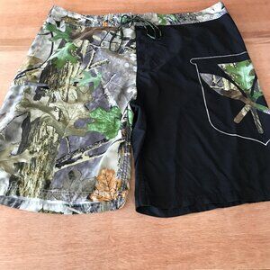 Wailoa Board Swim Shorts Men 42 Green Camouflage Tie Waist Zip Pocket Beach